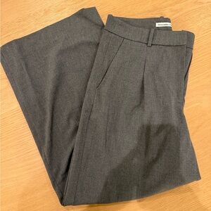 A&F Mid-Rise Wide-Leg Sloane Trousers (SHORT)